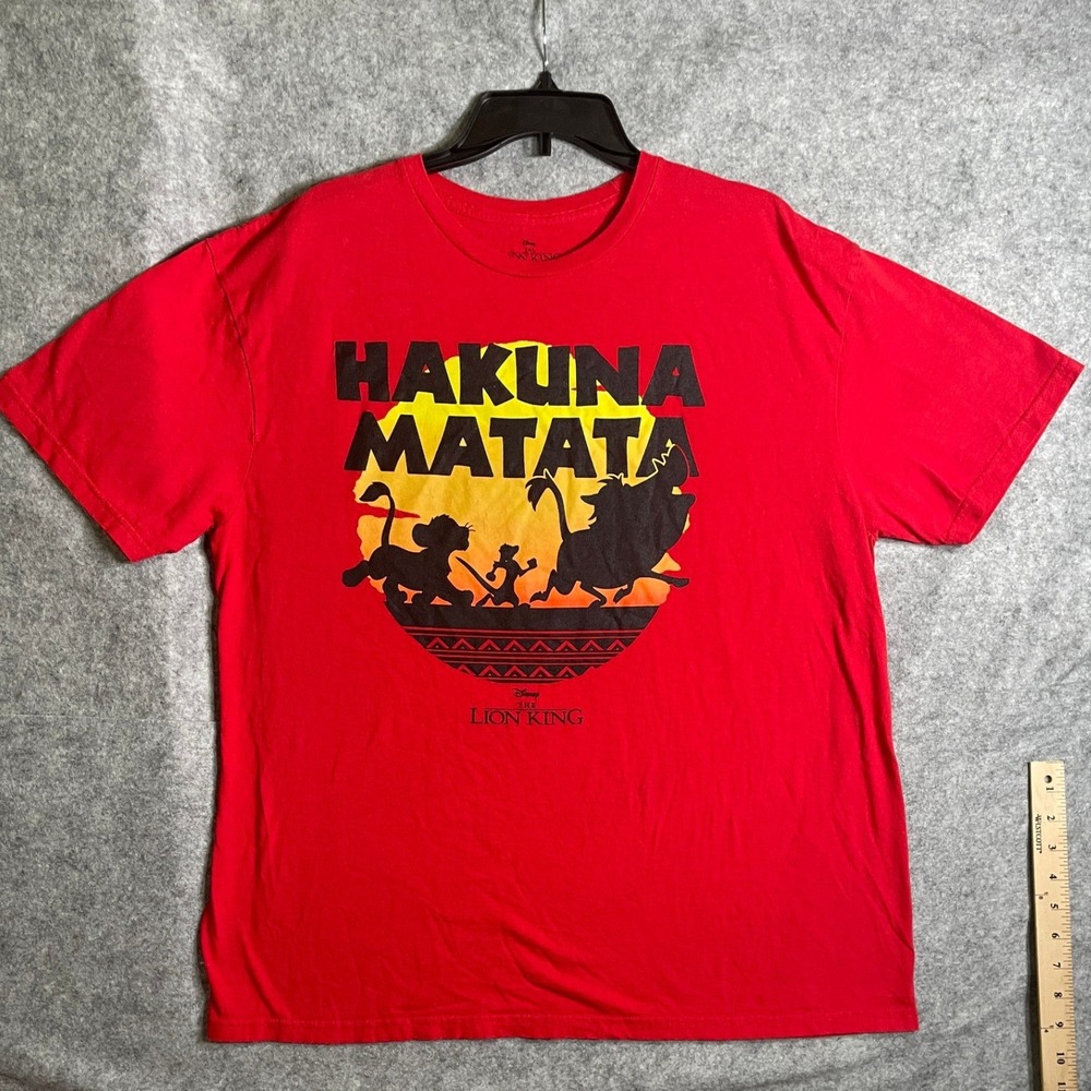 Disney The Lion King Hakuna Matata Red Graphic T-Shirt Mens XL
